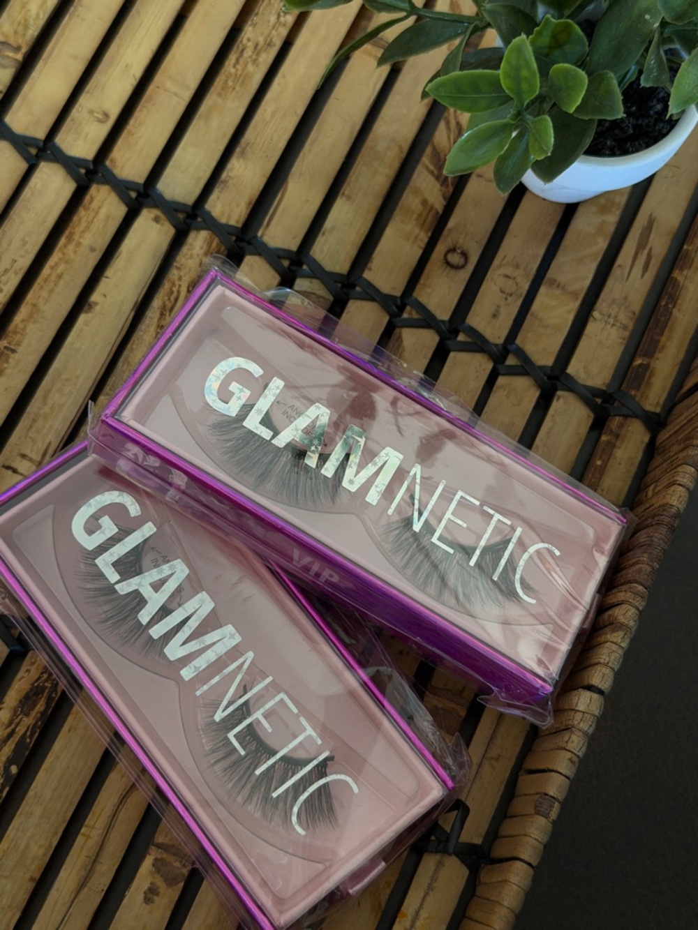 GLAMNETIC VIP Long Cat Eye (13mm-16mm) Magnetic Lashes - One Set - Picture 14 of 14